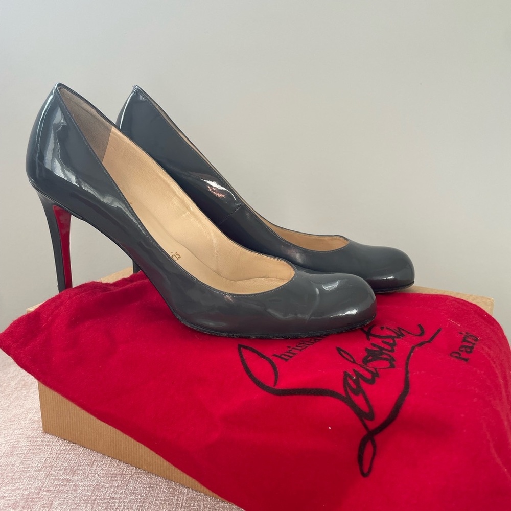 Christian Louboutin Simple Pump 85 Pumps • Size 39 • good condition • Authentic